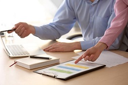 拍賣會(huì)時(shí)間變更通知